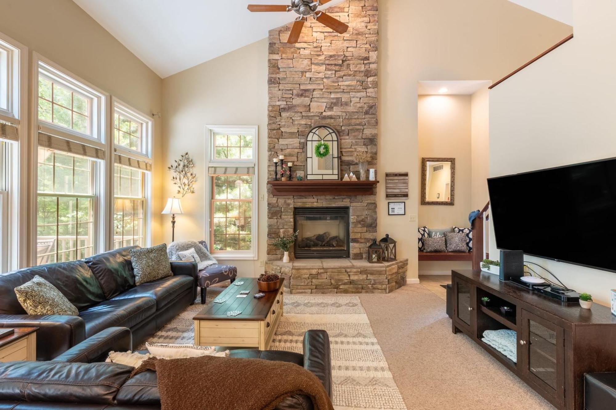 Highland Hideaway By Avantstay Group Poconos Retreat W Patio Game Room 레이크하모니 외부 사진